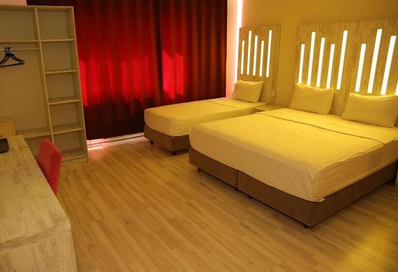Premium Otel
