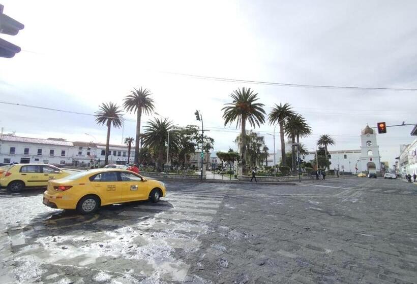 هاستل Hostal Rosim