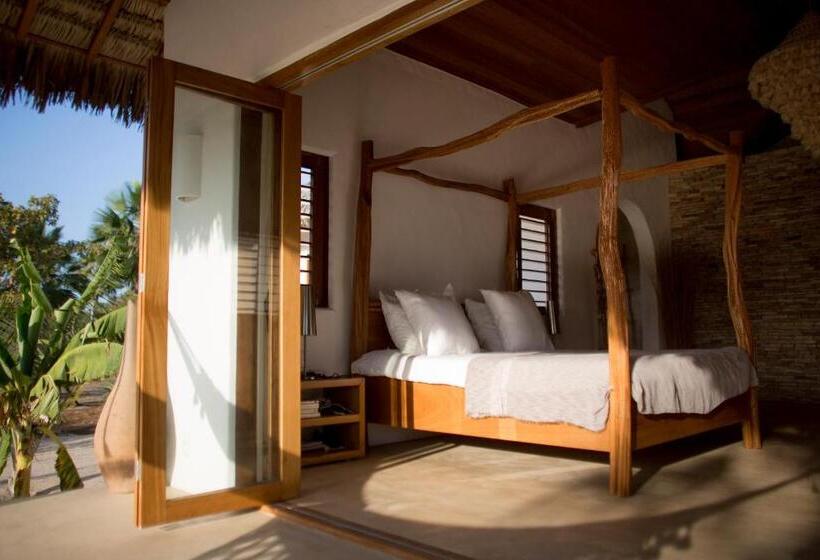 הוסטל Villa Paz   La Villa Group