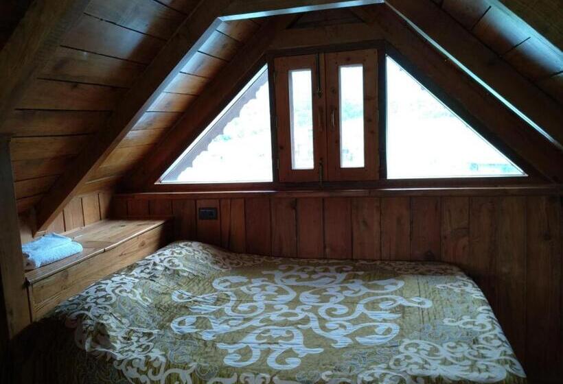 فندق Osho Himalayas Meditation Resort