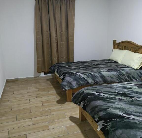 فندق Posada Villa Aurora