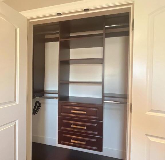 بنسيون Comfy Private Room & Bath Near Skytrain Metrotown