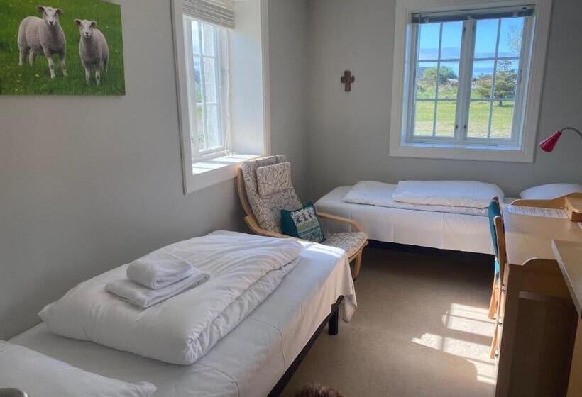 بنسيون Utstein Pilegrimsgard