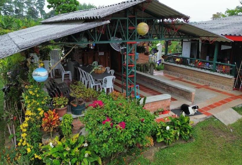 هتل Chalet Alto Bonito