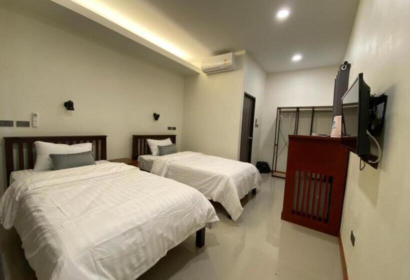 استراحتگاه Piumsuk Villa