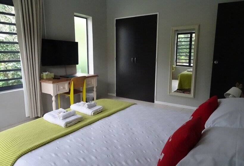 تختخواب و صبحانه Wellesley Hotel Rarotonga