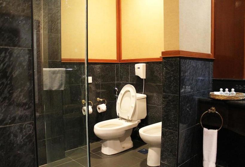 هتل Ponderosa Golf & Country Resort