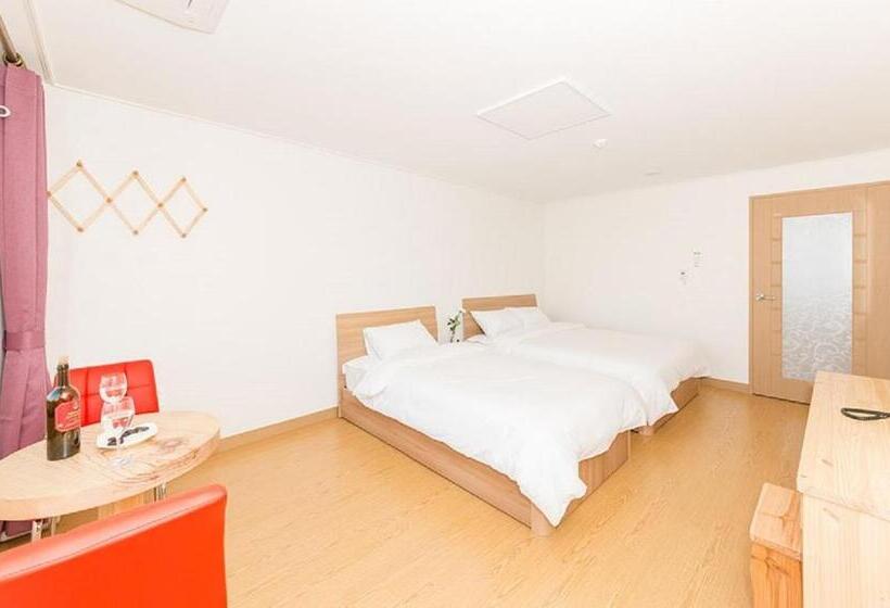 Samda Hostel