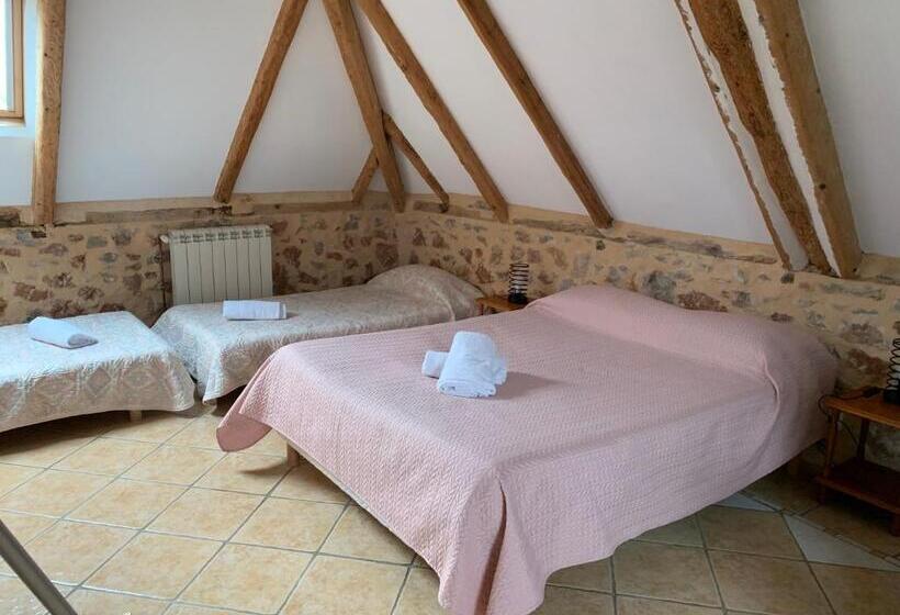 住宿加早餐  Café De La Place Gîte & Chambres D Hôtes Lou Pastre
