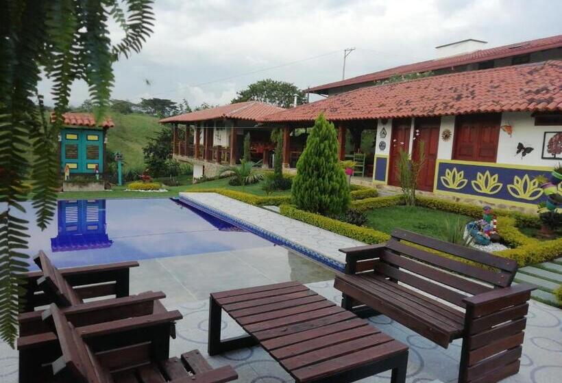 هتل Finca Casa Antigua