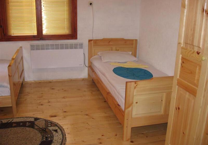 פנסיון Rooms Sakalievi