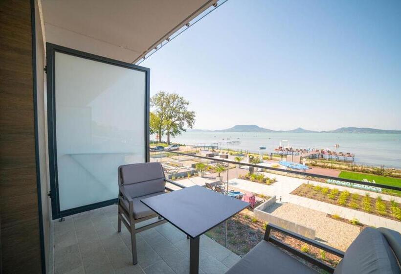 Sunset Resort   Lakeside Apartment