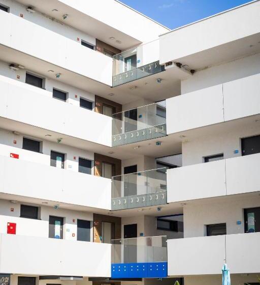 Sunset Resort   Lakeside Apartment