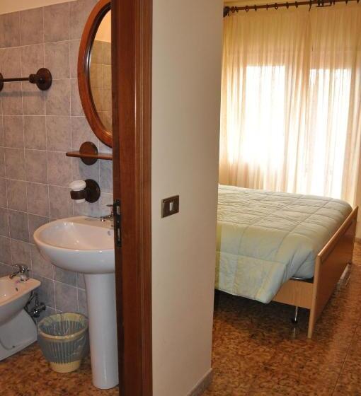 ホテル Bad & Breakfast La Siepe