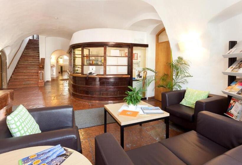 فندق Kolping Hallein