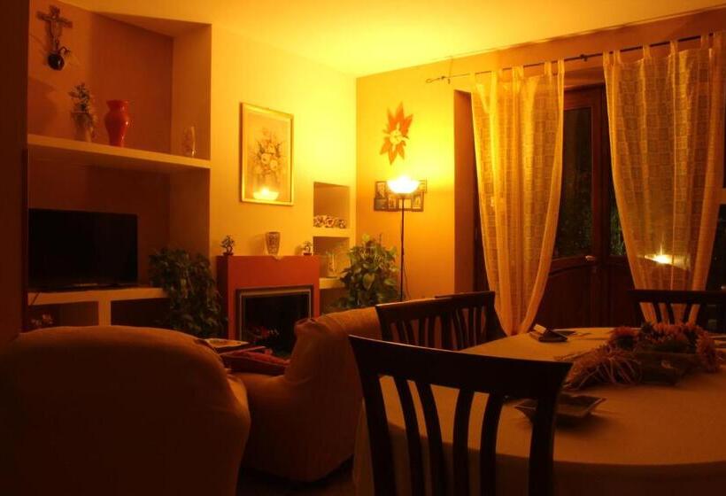 ペンション Affittacamere La Vigna