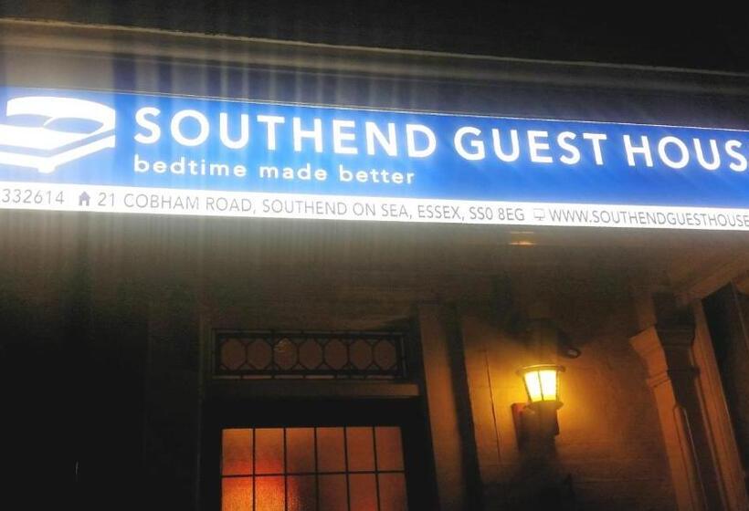 پانسیون Southend Guest House   Close To Beach, Train Station & Southend Airport