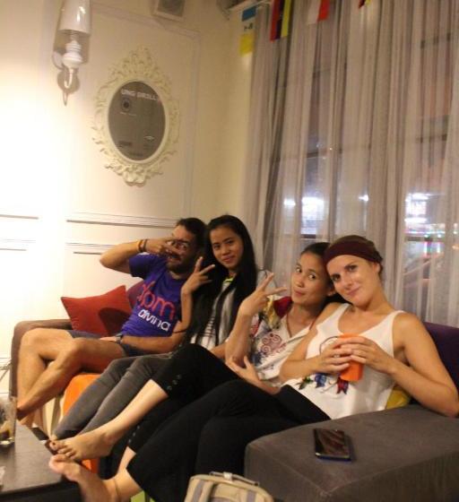 هاستل Balada