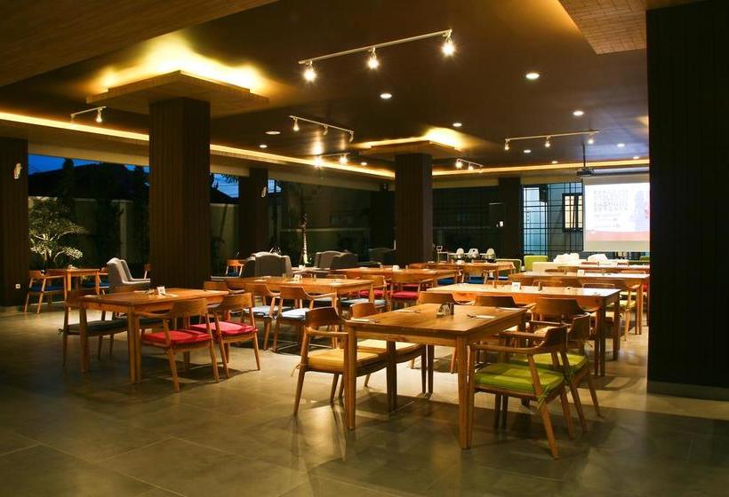 فندق Balcony  Sukabumi