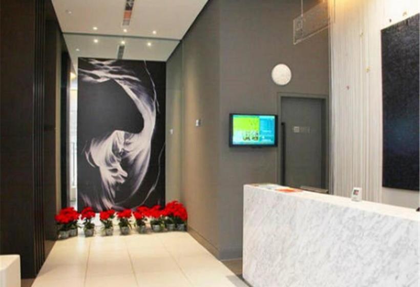 Отель Goldmet Inn Chengdu Baiguolin Underground Station