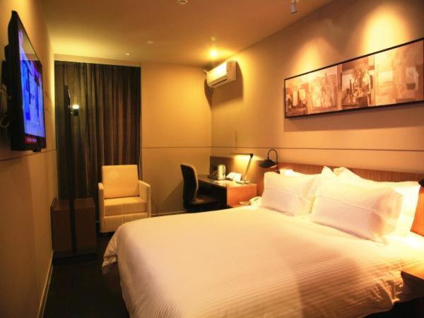 Отель Jinjiang Inn Select Lhasa Norbulingka Summer Palace