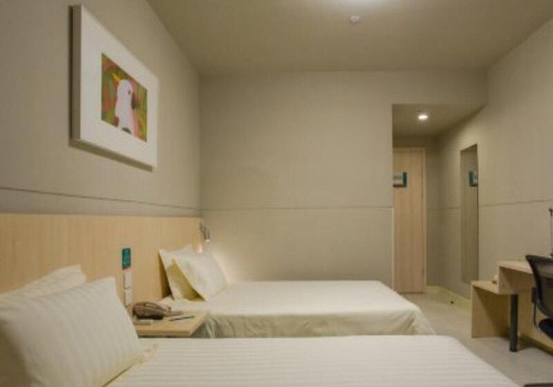 בית מלון כפרי Jinjiang Inn Wuhan Linjiaohu Wanda Branch