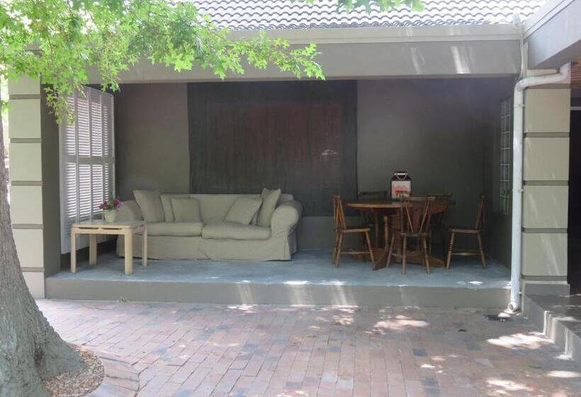 住宿加早餐  Milas Place