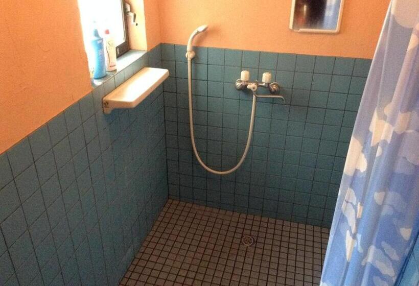 فندق صغير Kumamoto Guesthouse Minami Aso Little Asia