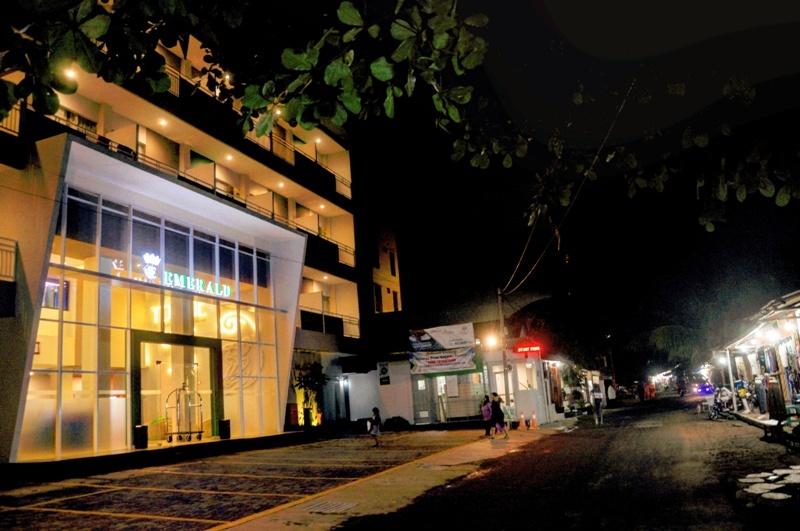 هتل Emerald  Pangandaran