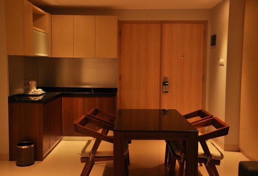 هتل Emerald  Pangandaran