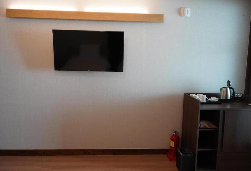 酒店 Sacheon Grand Tourist