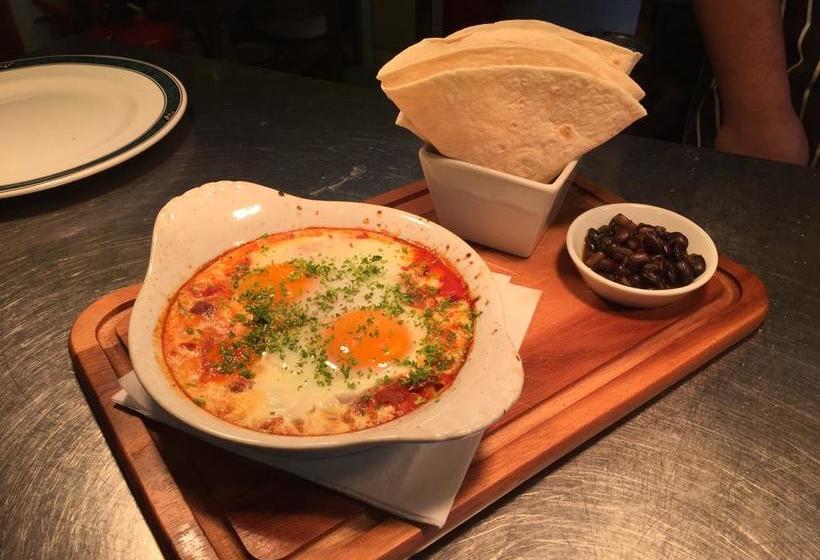 هتل The Waterfront Boutique