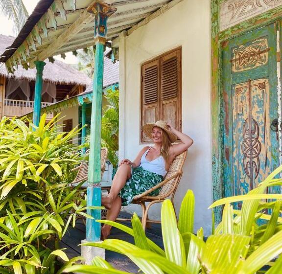 هاستل Captain Coconuts Gili Air