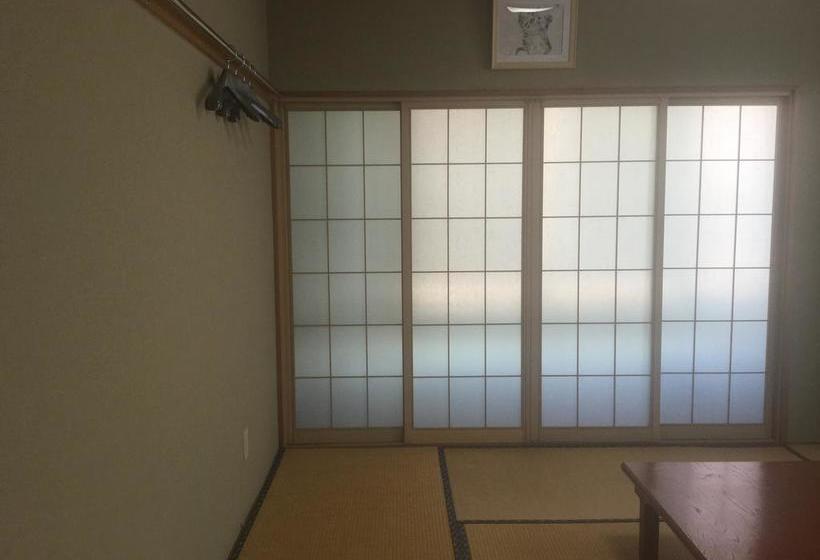 فندق صغير Kitabarakan