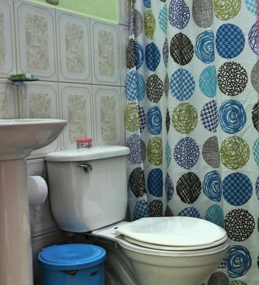 تختخواب و صبحانه Hostal San Antonio