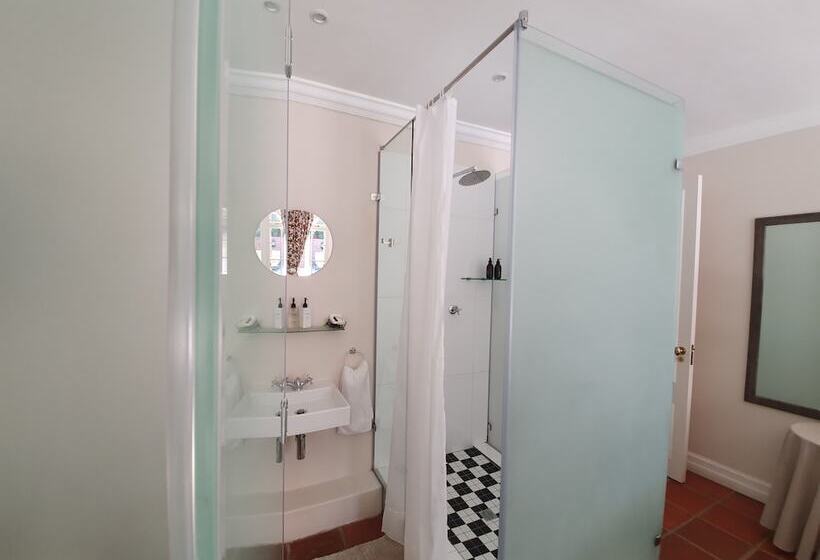 Bed and Breakfast Southey House