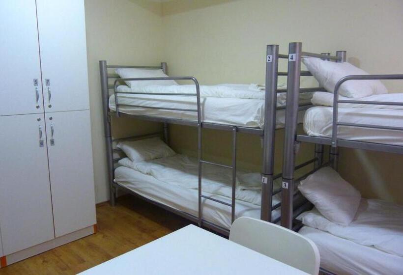 Center Hostel And Guest House