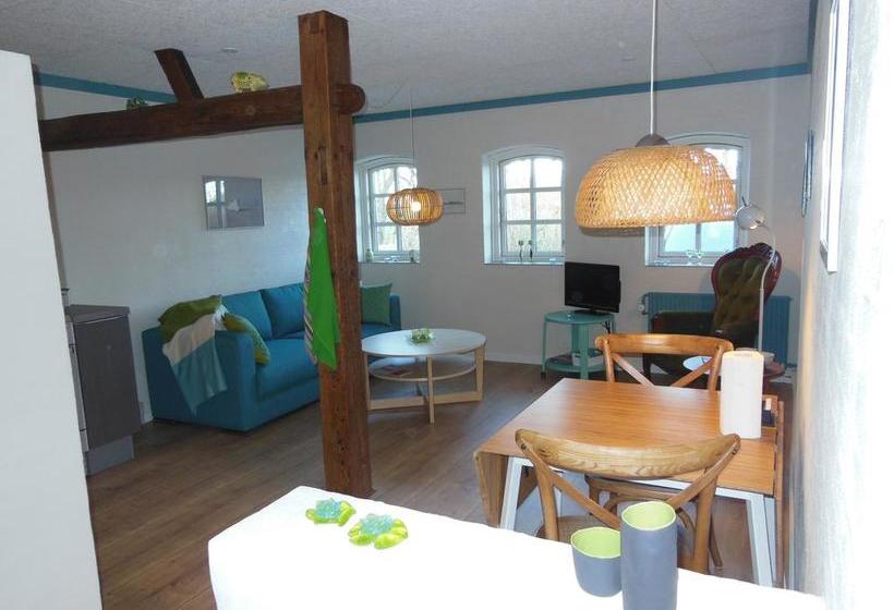 مبيت وإفطار Nyager Apartments