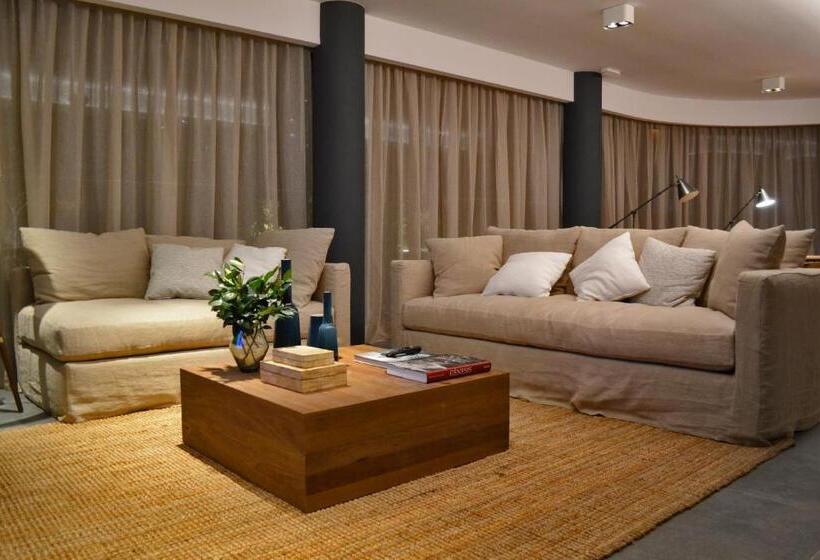 هتل Cottage Puerto Buceo