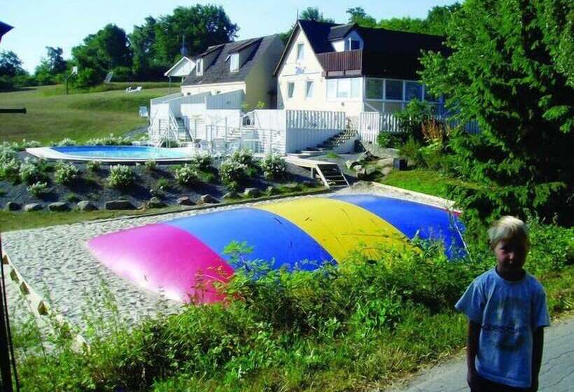 هتل Feriecenter Bornholm Aps