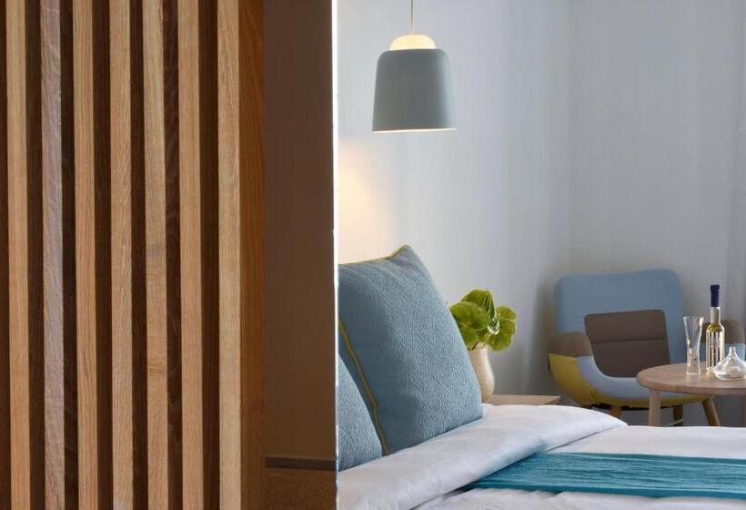 هتل Myconian Korali Relais & Chateaux