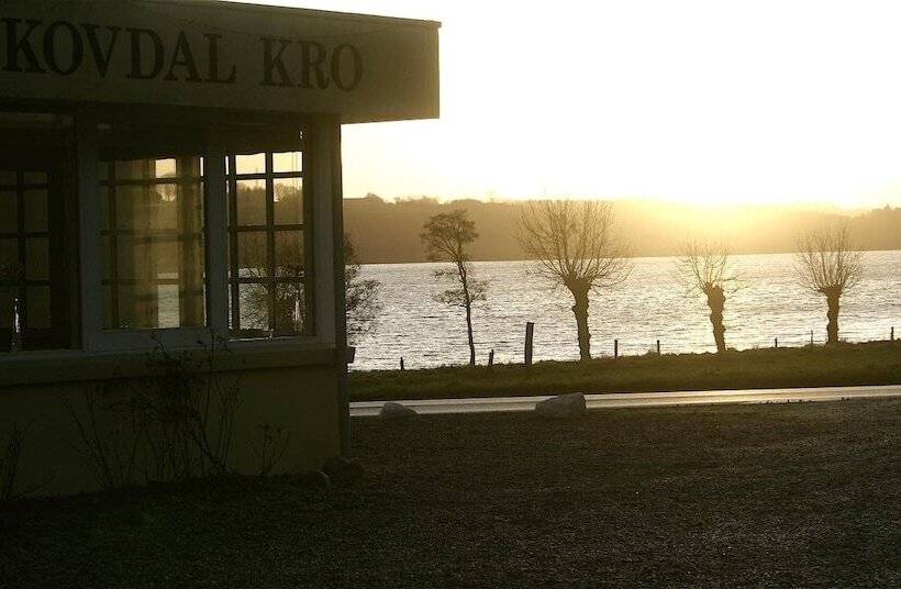 هتل Skovdal Kro