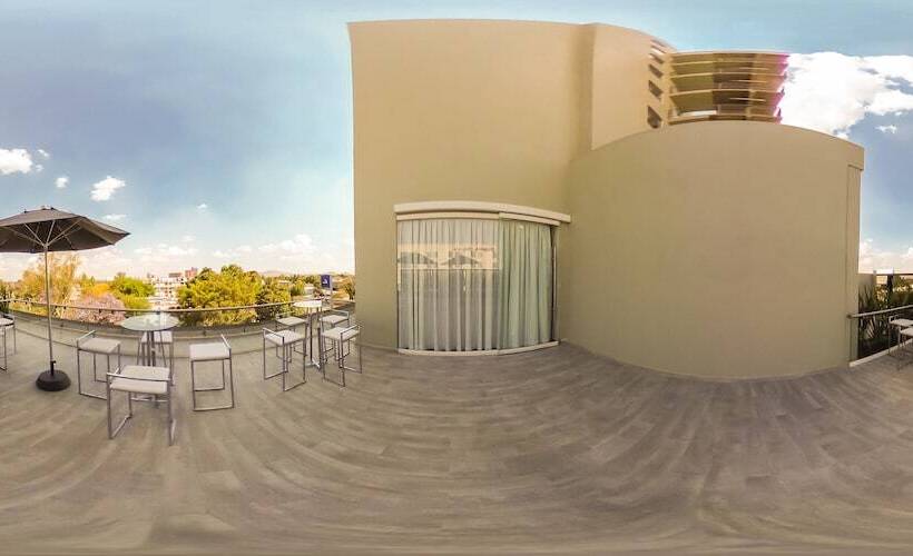 ホテル One Guadalajara Expo