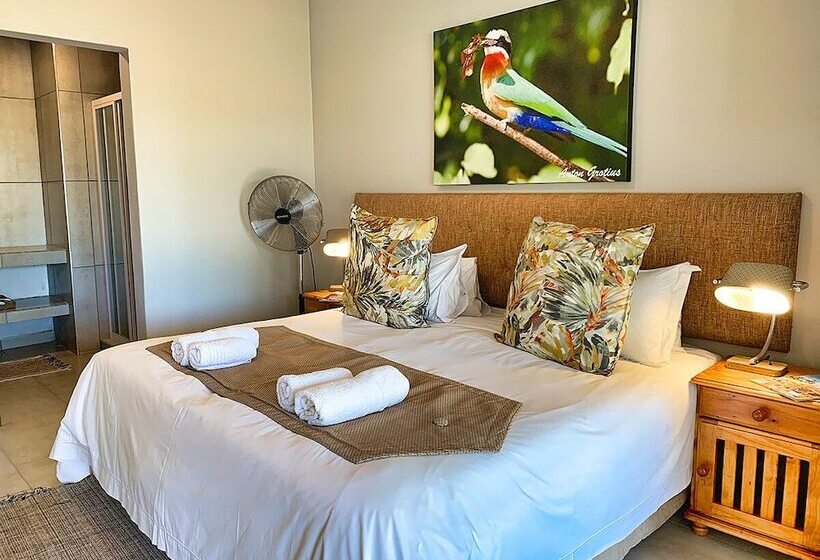 בית מלון כפרי Tshikwalo Game Lodge