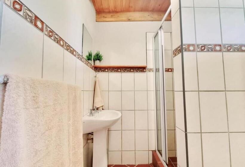 Kwetu Guest Farm