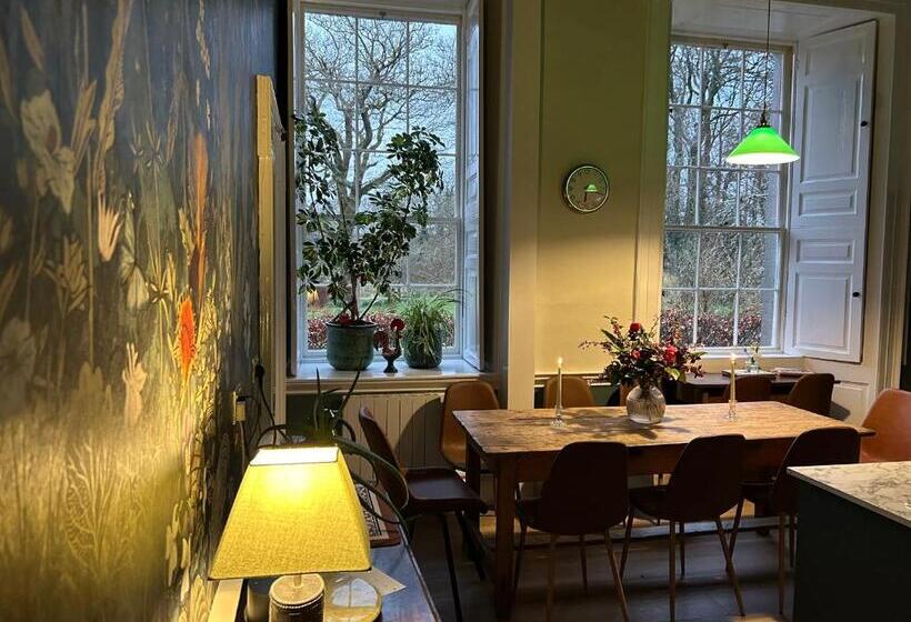 بنسيون Coopershill House