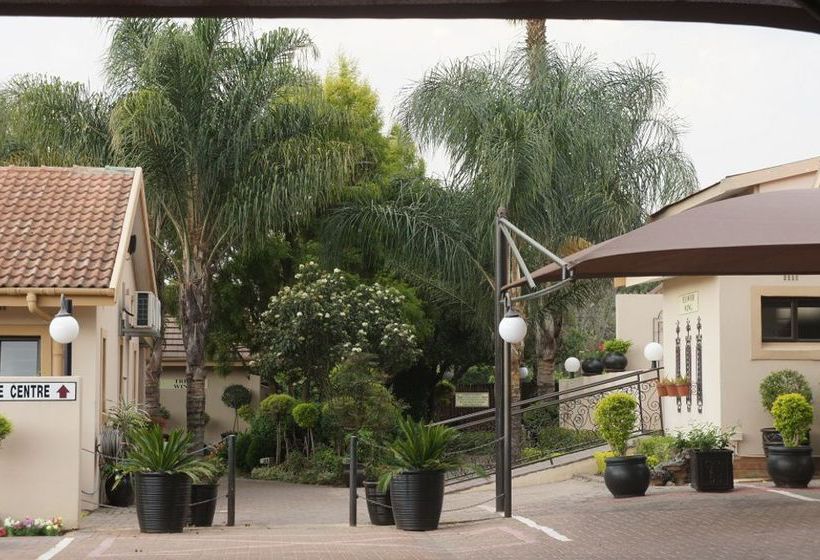 צימר The Lapha Guesthouse & Conference Centre