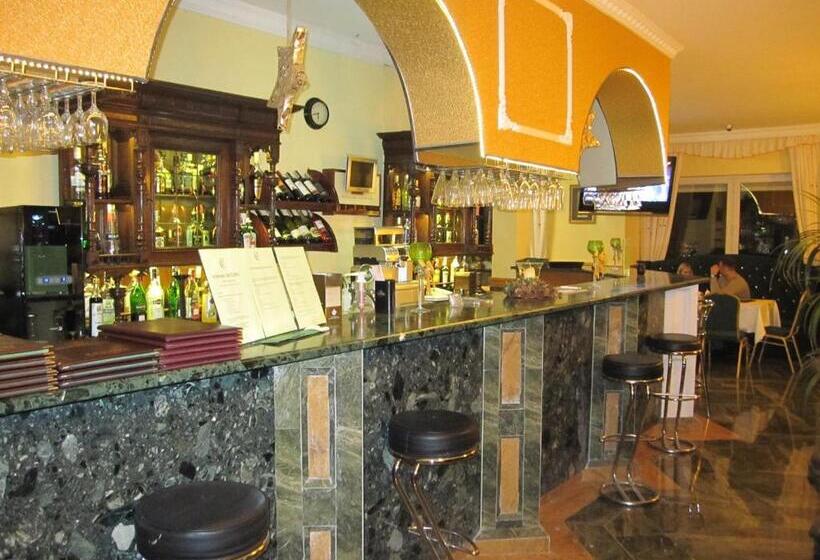 בית מלון כפרי Colosseum