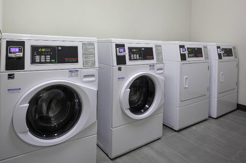 בית מלון כפרי Fairfield Inn & Suites By Marriott Dallas Downtown