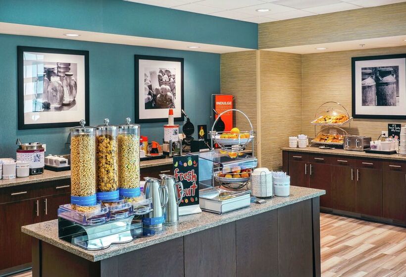 هتل Hampton Inn & Suites Mission Viejo